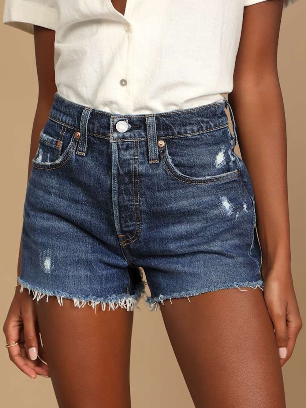 Levi’s 501 Classic Button Fly High Rise Distressed Raw Hem Denim‎ Shorts